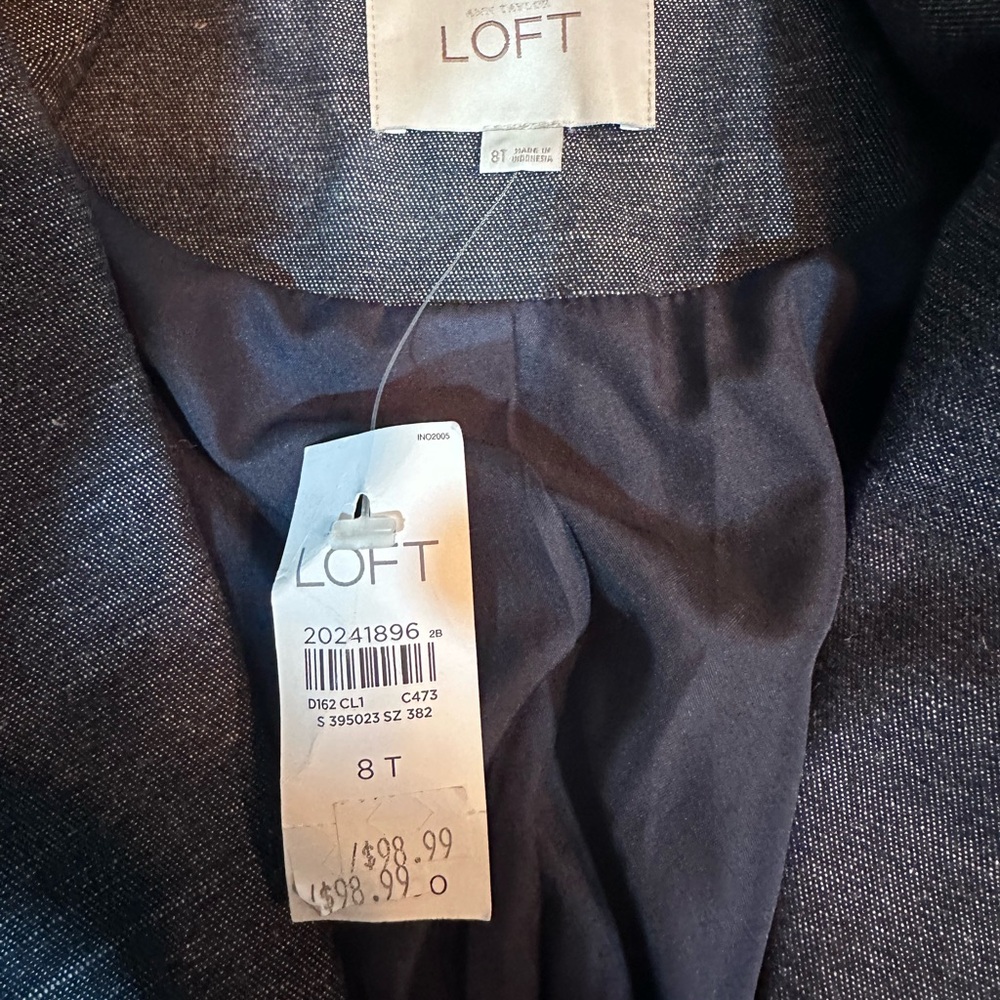Woman jacket size 8